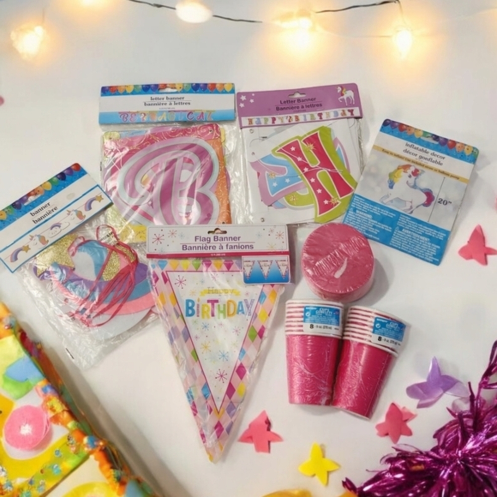 Birthday Supplies Unicorn Banners Streamer Ballon and‎ Two Packs of Cups NWT